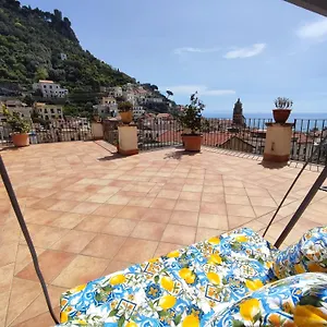 goldenhour.hotels-amalfi.com/